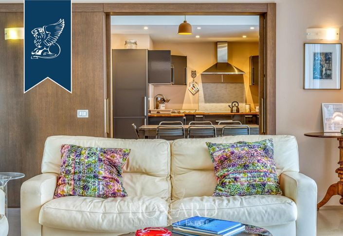 Image No.44-10 Bed Villa for sale