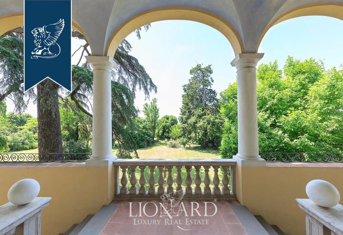 Image No.13-5 Bed Villa for sale