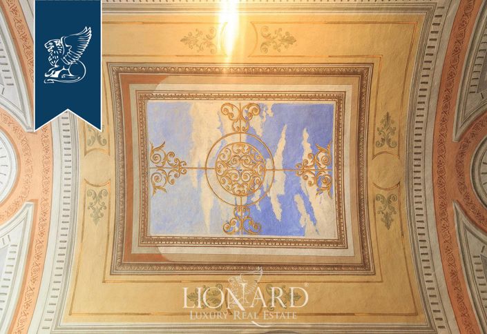 Image No.17-5 Bed Villa for sale