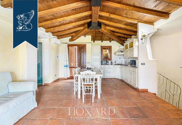 Image No.9-6 Bed Villa for sale