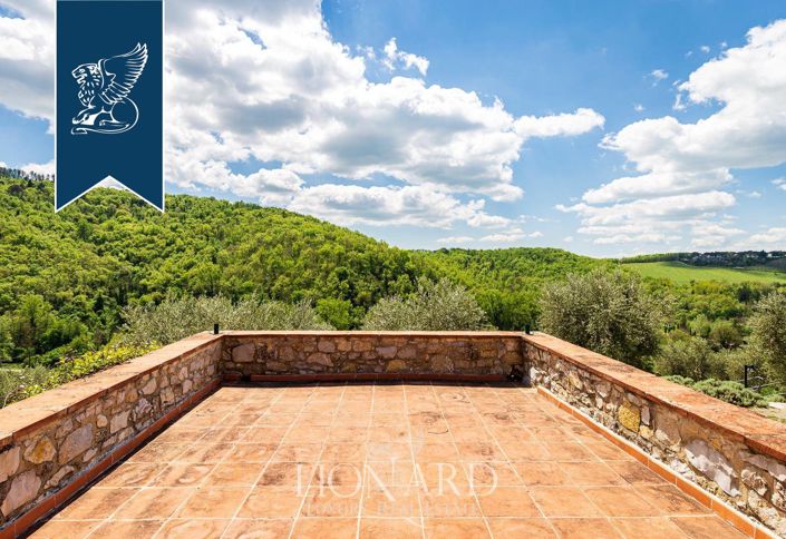 Image No.18-7 Bed Farmhouse for sale