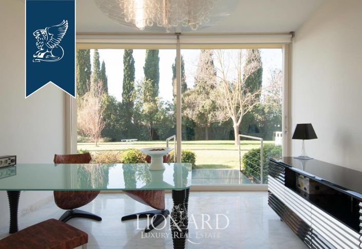 Image No.32-3 Bed Villa for sale