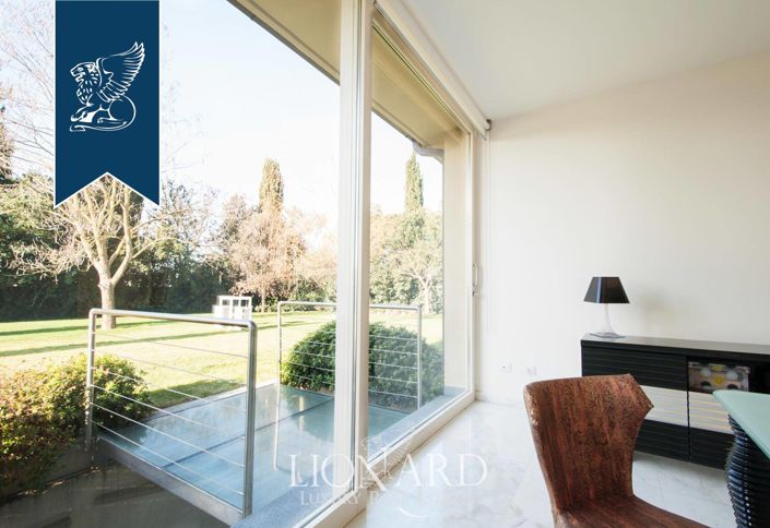 Image No.34-3 Bed Villa for sale