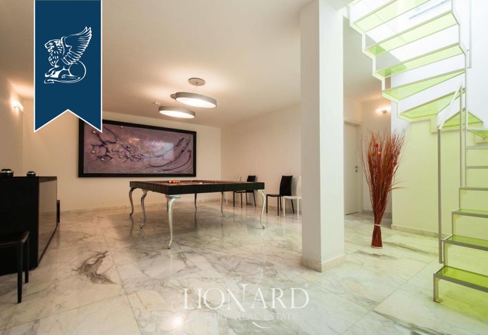 Image No.43-3 Bed Villa for sale