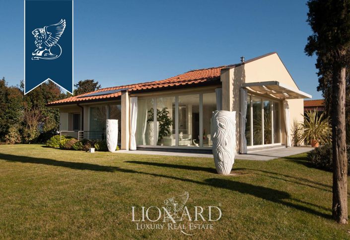 Image No.6-3 Bed Villa for sale