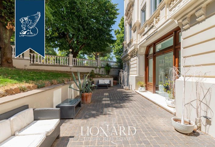 Image No.13-37 Bed Villa for sale