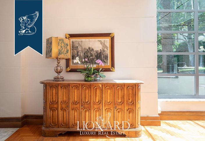 Image No.19-37 Bed Villa for sale