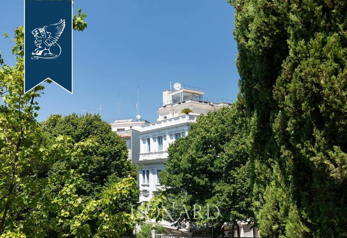 Image No.51-37 Bed Villa for sale