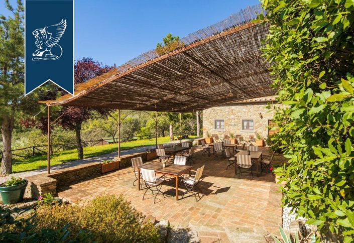 Image No.16-13 Bed Farmhouse for sale