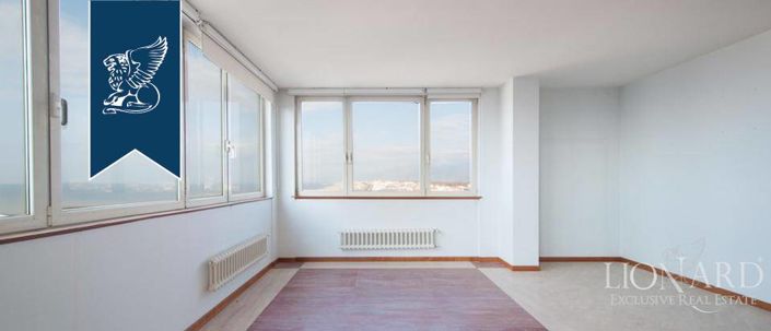 Image No.10-Appartement de 3 chambres à vendre à Viareggio