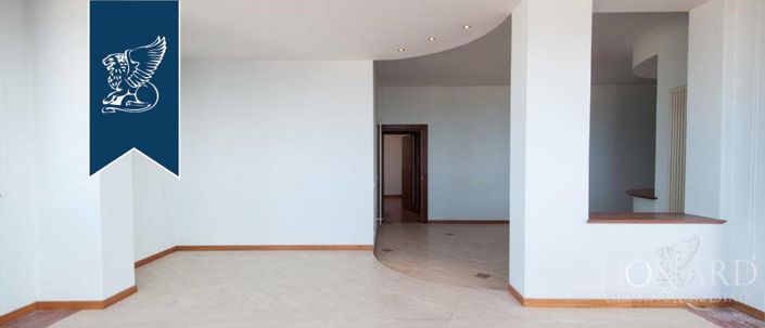 Image No.11-Appartement de 3 chambres à vendre à Viareggio