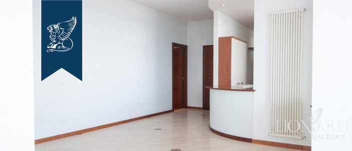 Image No.13-Appartement de 3 chambres à vendre à Viareggio