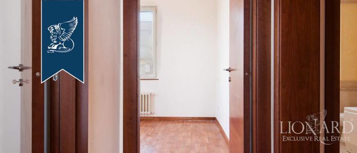 Image No.20-Appartement de 3 chambres à vendre à Viareggio