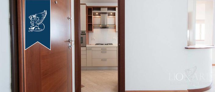 Image No.21-Appartement de 3 chambres à vendre à Viareggio