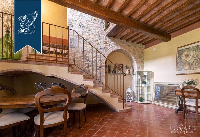 Image No.39-15 Bed Farmhouse for sale