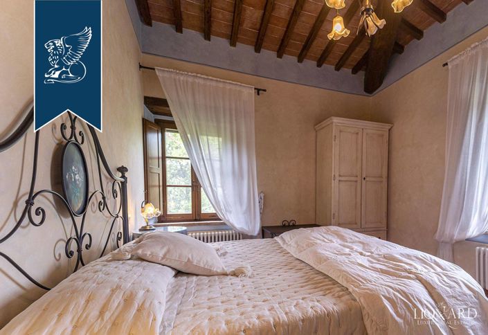 Image No.41-15 Bed Farmhouse for sale