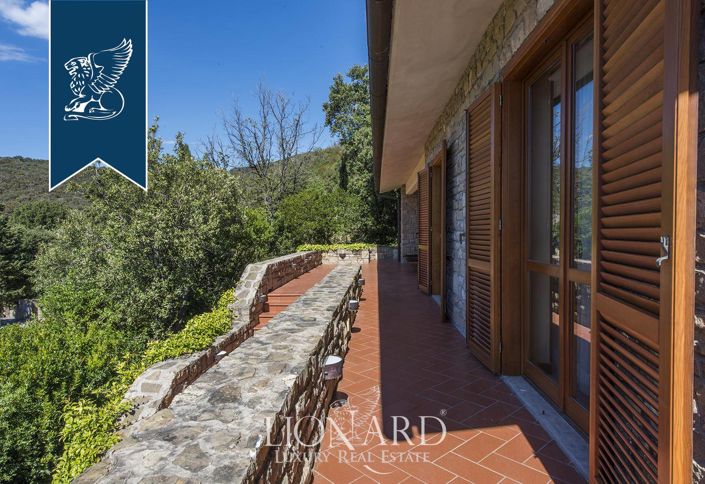 Image No.19-4 Bed Villa for sale