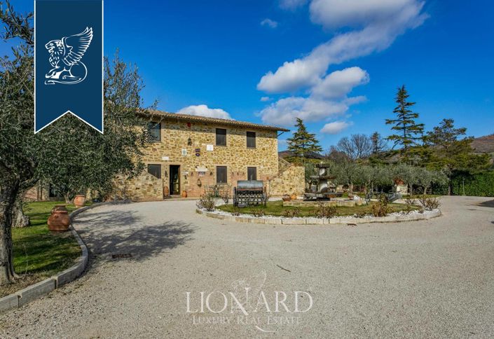 Image No.18-8 Bed Farmhouse for sale