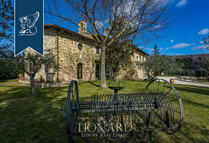 Image No.23-8 Bed Farmhouse for sale