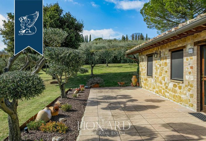 Image No.24-8 Bed Farmhouse for sale