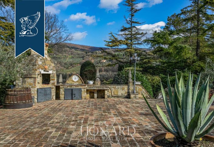 Image No.32-8 Bed Farmhouse for sale