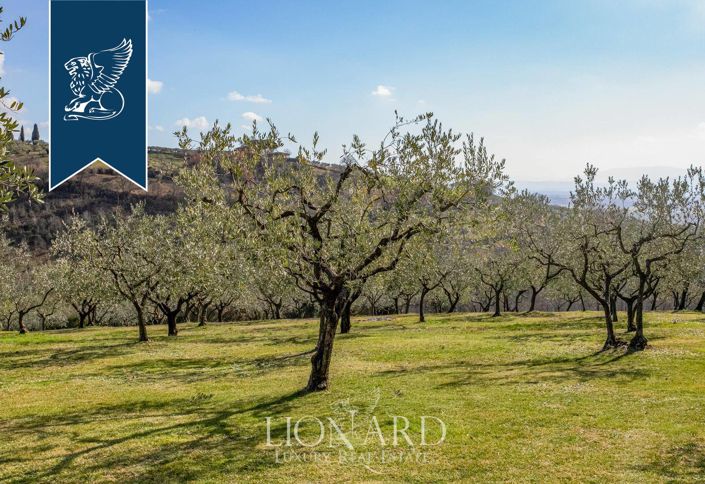 Image No.35-8 Bed Farmhouse for sale