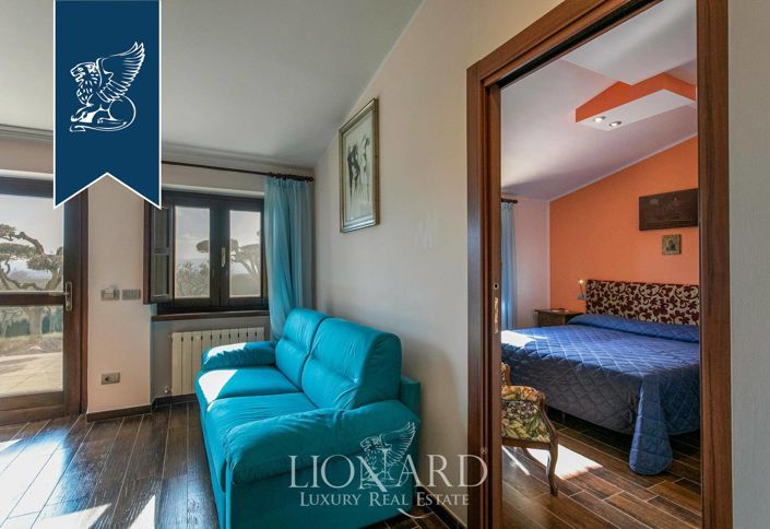 Image No.41-8 Bed Farmhouse for sale