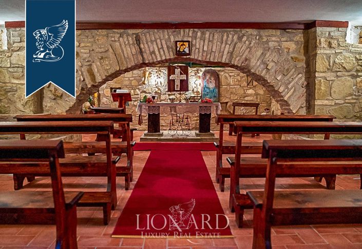 Image No.43-8 Bed Farmhouse for sale