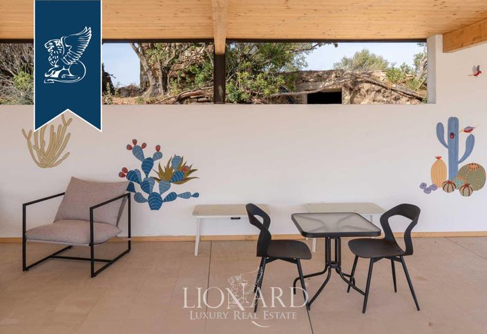 Image No.13-14 Bed Villa for sale