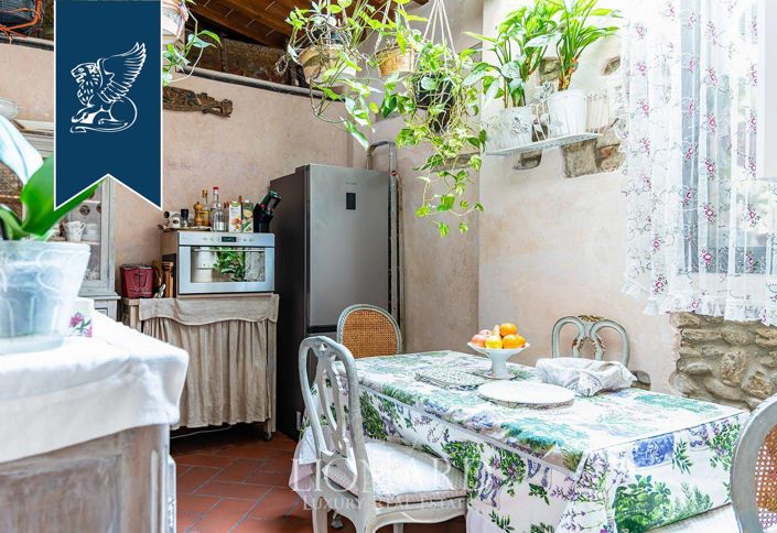 Image No.10-3 Bed Apartment for sale