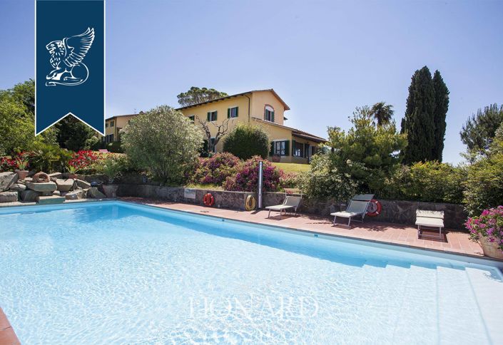 Image No.24-2 Bed Farmhouse for sale