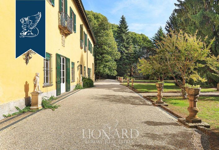 Image No.12-Villa de 10 chambres à vendre à Milan