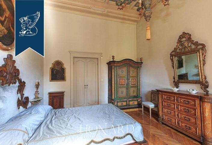 Image No.60-Villa de 10 chambres à vendre à Milan