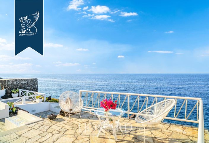 Image No.14-3 Bed Villa for sale