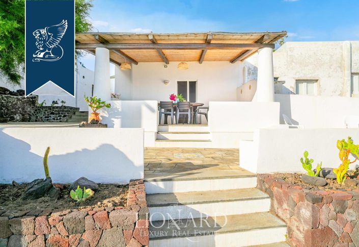 Image No.16-3 Bed Villa for sale