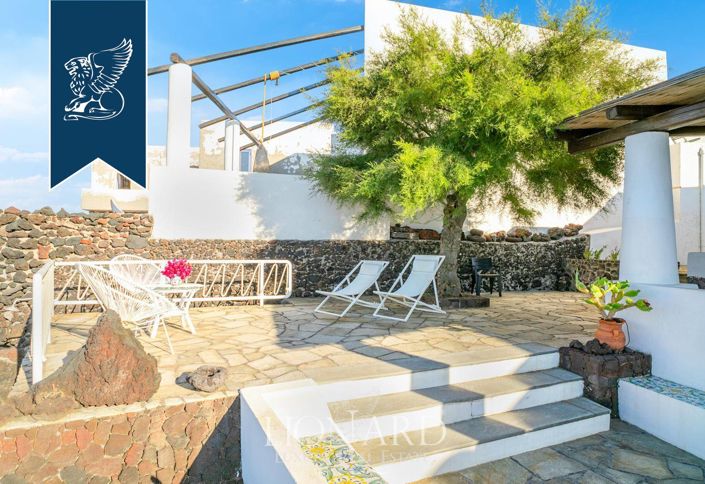 Image No.9-3 Bed Villa for sale