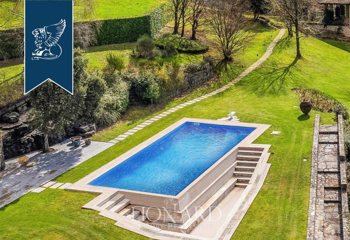 Image No.4-4 Bed Villa for sale