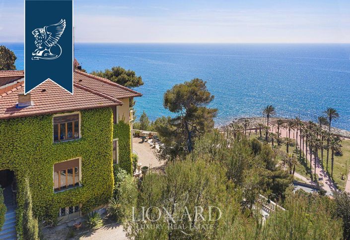 Image No.2-Villa de 6 chambres à vendre à Imperia