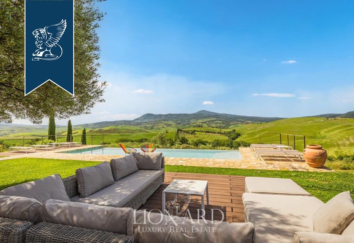 Image No.10-5 Bed Villa for sale