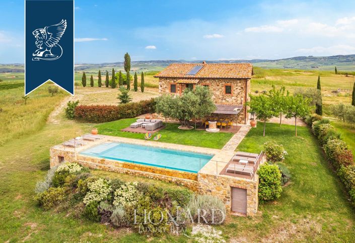 Image No.3-5 Bed Villa for sale