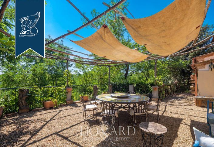 Image No.18-9 Bed Villa for sale