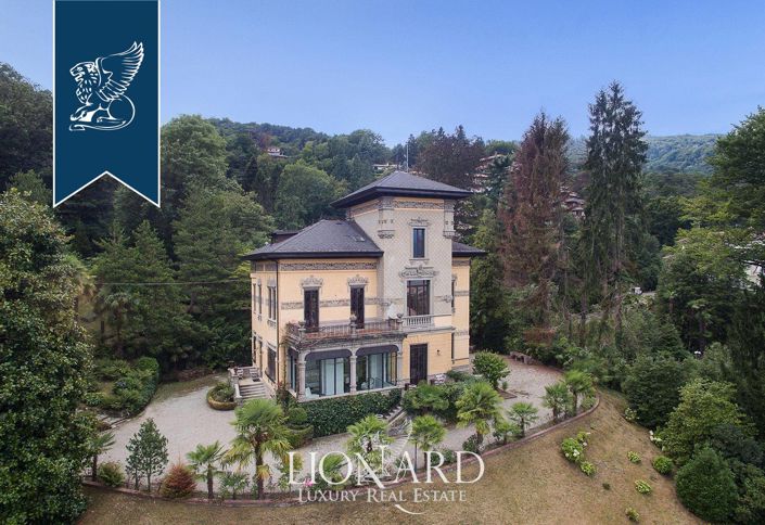 Image No.11-Villa de 7 chambres à vendre à Stresa
