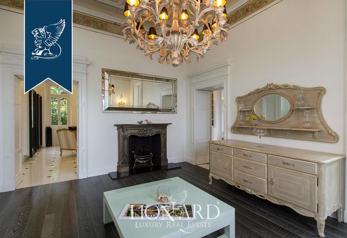 Image No.25-Villa de 7 chambres à vendre à Stresa