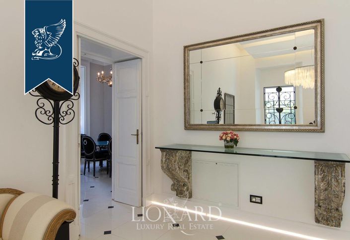 Image No.28-Villa de 7 chambres à vendre à Stresa