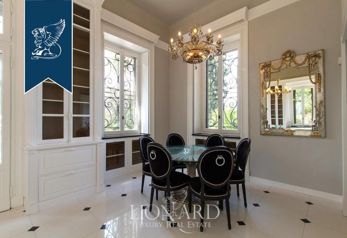 Image No.30-Villa de 7 chambres à vendre à Stresa