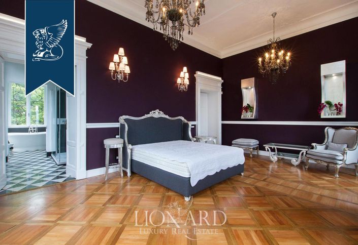 Image No.38-Villa de 7 chambres à vendre à Stresa