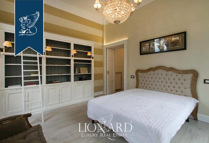 Image No.46-Villa de 7 chambres à vendre à Stresa