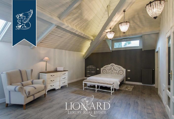 Image No.51-Villa de 7 chambres à vendre à Stresa