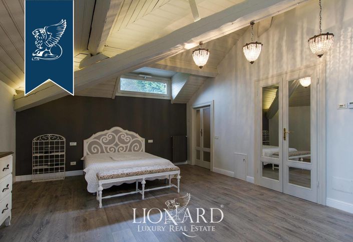 Image No.52-Villa de 7 chambres à vendre à Stresa