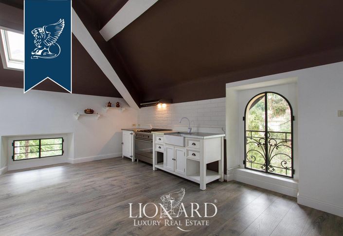 Image No.53-Villa de 7 chambres à vendre à Stresa